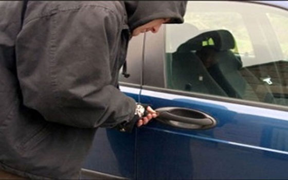 مصر اليوم - القبض على تشكيل عصابي تخصص في سرقة السيارات في السويس