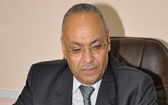 مصر اليوم - محافظ بني سويف يفرض رقابة مشددة على منافذ توزيع المواد البترولية والتموينية