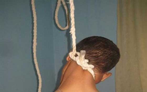   مصر اليوم - عامل يتخلص من حياته شنقًا لسبب الخلافات الزوجيَّة في المنيا