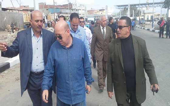   مصر اليوم - محافظ بورسعيد يتفقد تطوير شارع محمد علي