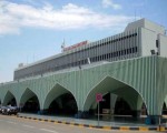   مصر اليوم - الحكومة الليبية تدعو المتنازعين بالقرب من مطار طرابلس عدم إطلاق النار
