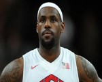  مصر اليوم - عملاق السلة الأميركية ليبرون جيمس يتجه للبقاء في ميامي