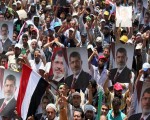   مصر اليوم - أنصار مرسي في السويس يتظاهرون للمُطالبة برحيل السيسي