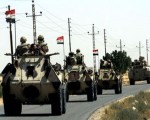   مصر اليوم - قوات الجيش تكثف من إجراءاتها الأمنيّة في شمال سيناء