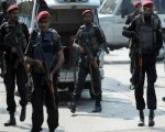   مصر اليوم - الشرطة الباكستانية تعتقل 10 من عناصر العصابات في كراتشي