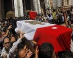 مصر اليوم - والدة شهيد رفح تطالب بحق كل أم شهيد بالقصاص