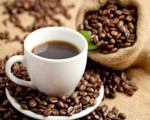 مصر اليوم - القهوة تجعل الهبات الساخنة أسوأ لدى المرأة في سن اليأس