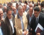 مصر اليوم - محلب يتفقد موقف الميكروباص في عبد المنعم رياض