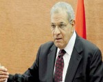   مصر اليوم - محلب يزور المصابين الفلسطينيين في مستشفى الزيتون  ويؤكد أن مصر حريصة على التهدئه