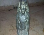   مصر اليوم - توقيف عضو مجلس شورى سابق حاول بيع تمثال فرعوني في سوهاج