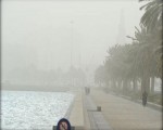   مصر اليوم - الطقس الليلة في قطر مغبر مع تحذير من تدني الرؤية