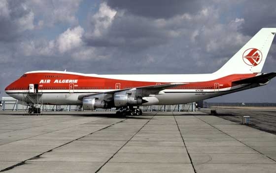   مصر اليوم - مالايقل عن 50 فرنسيًا على متن الطائرة الجزائرية المختفية