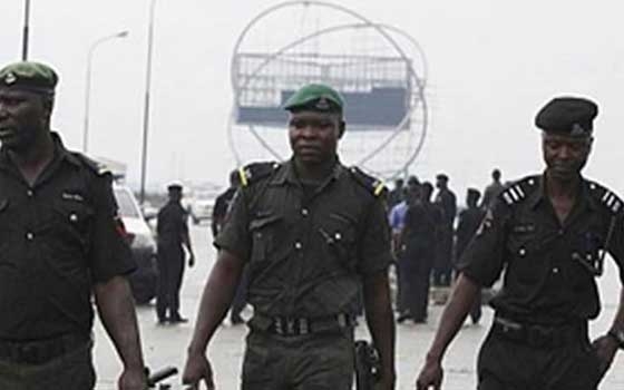   مصر اليوم - انفصاليو أوكرانيا يختطفون 9 طلاب نيجيريين