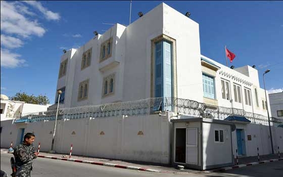   مصر اليوم - أعضاء السفارة التركية لدى ليبيا يغادرون طرابلس متوجهين إلي بلادهم