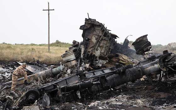   مصر اليوم - وصول 3 خبراء هولنديين إلى أوكرانيا للتعرف على ضحايا الطائرة الماليزية