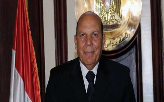   مصر اليوم - وزير التنمية المحلية يتفقد المشروعات الاستثمارية والتنموية