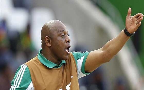   مصر اليوم - اتحاد كرة القدم النيجيرى يوافق علي استمرار ستيفين في المنتخب
