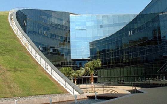   مصر اليوم - مدرسة في وادي السيل بتقنية المباني الخضراء في البحرين