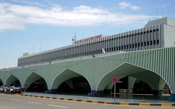   مصر اليوم - تجدد الاشتباكات بمحيط مطار طرابلس الدولي وسماع دوي الأسلحة الثقيلة