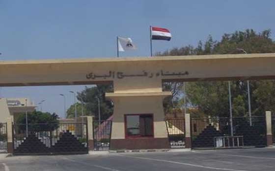 مصر اليوم - عبور 56 شخصًا بين مصر وقطاع غزة عبر معبر رفح