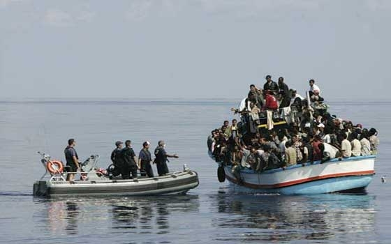   مصر اليوم - حرس الحدود يحبط هروب 22 شخصاُ أثناء هجرة غير شرعية