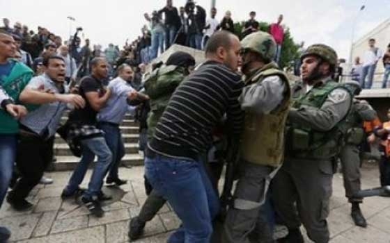   مصر اليوم - مصادر طبية إسرائيلية تؤكد علي إصابة عشرات الجنود خلال توغلهم في قطاع غزة