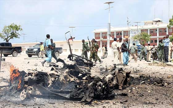   مصر اليوم - قتلى وجرحى في أنفجار سيارة قرب مبنى البرلمان الصومالي