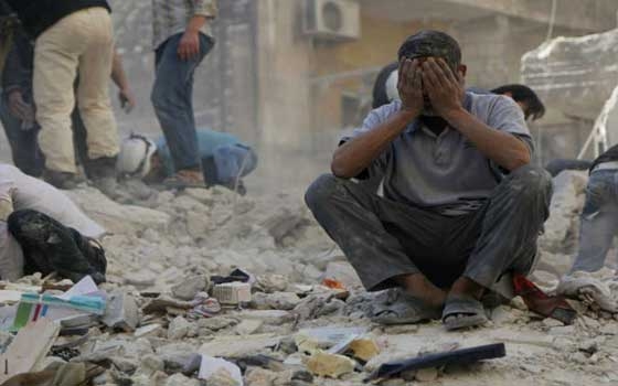   مصر اليوم - الدولة الإسلامية تسيطرعلى دير الزور بعد إعدام أمير جبهة النصرة متنكرًا في زي امرأة