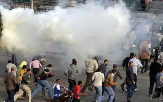   مصر اليوم - شرطة الإسماعيليّة تفرّق تظاهرة لـالإخوان في حي الشيخ زايد