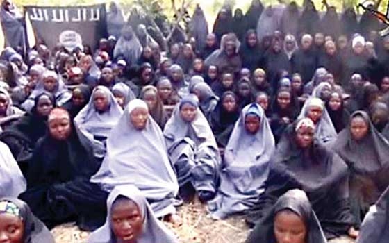   مصر اليوم - الرئاسة النيجيرية تنفي دفع 100 مليون نيرة لأولياء أمور الفتيات المختطفات