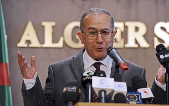   مصر اليوم - وزير الخارجية الجزائري يشارك في وقفة تضامنية مع الشعب الفلسطيني