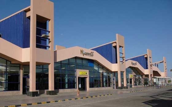   مصر اليوم - وصول 3470 سائحا أجنبيا على متن 24 طائرة إلى مطار مرسى علم