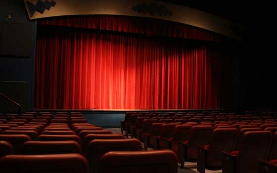   مصر اليوم - حوش آدم على المسرح الروماني بالحديقة الثقافية