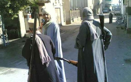   مصر اليوم - السيطرة على اشتباكات ثأرية بين عائلتين في قنا