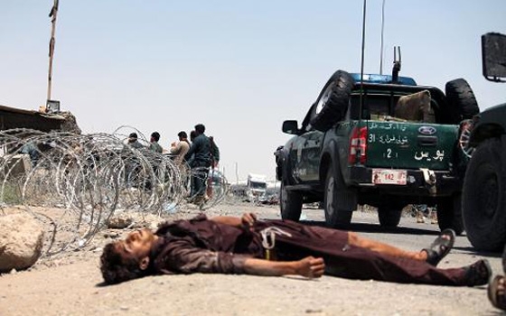   مصر اليوم - زيادة كبيرة في عدد الضحايا المدنيين الأفغان مع تصاعد الأزمة السياسية