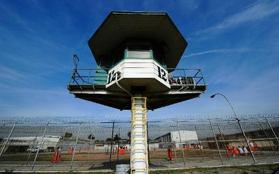   مصر اليوم - المدانون بقضايا مخدرات في أميركا بات بوسعهم تخفيف الحكم