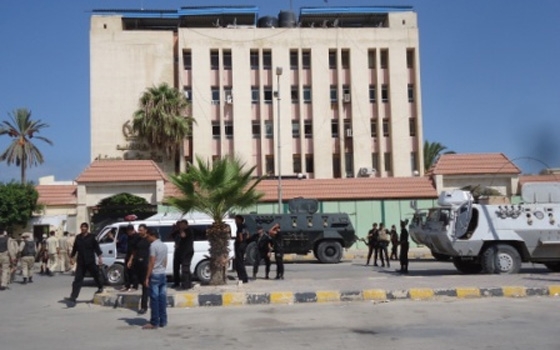   مصر اليوم - القبض  3 عناصر من نتظيم الإخوان في العريش