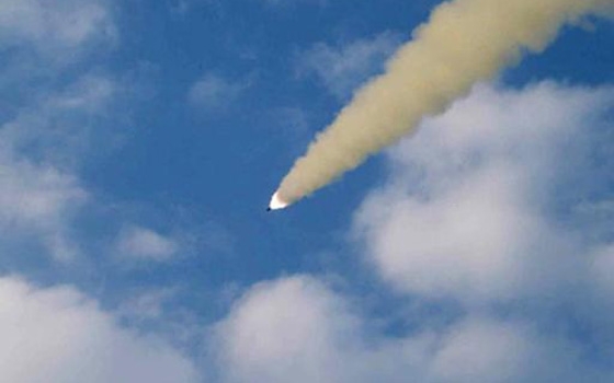   مصر اليوم - كوريا الشمالية تطلق صاروخين جديدين قبيل زيارة الرئيس الصيني إلى سيول