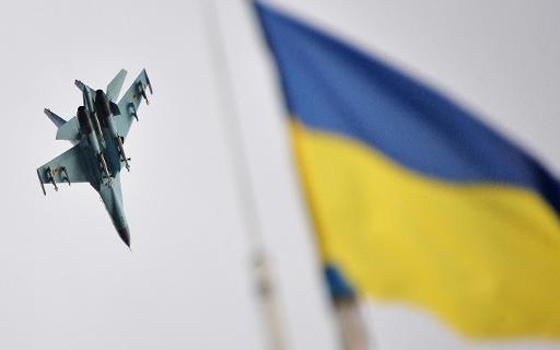   مصر اليوم - روغوزين يطلب من الوفد الروسي في معرض فارنبورو العودة إلى بلاده