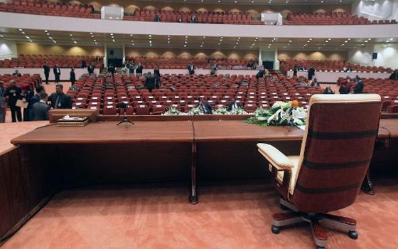   مصر اليوم - برلمان العراق يمدد الأزمة السياسية ومقتل مسؤول عسكري بارز