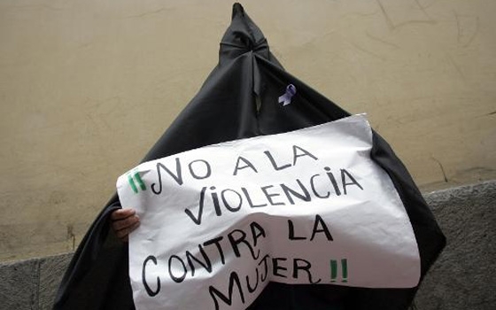   مصر اليوم - قتل مغنية في البيرو يسلط الضوء على العنف الممارس ضد النساء