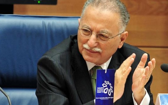   مصر اليوم - إحسان أوغلو يواصل لقاءاته الجماهيرية في إسطنبول ضمن دعايته الإنتخابية