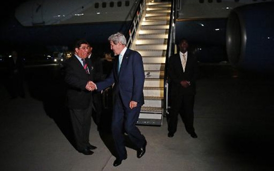   مصر اليوم - كيري في أفغانستان للتوسط في الأزمة السياسية