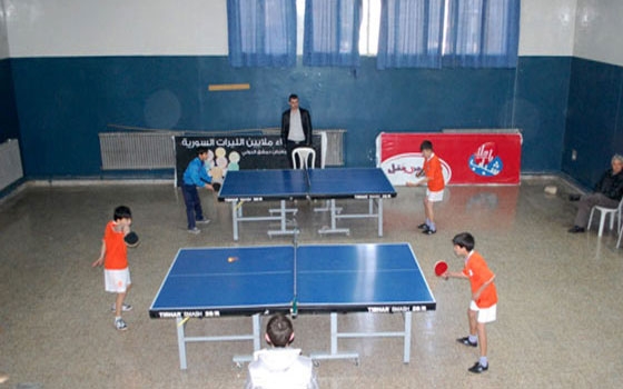   مصر اليوم - نادي عمال حماة يستقطب الأطفال الموهوبين بكرة الطاولة
