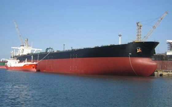  مصر اليوم - السفينة ثور بريز تحمل 23 ألف طن فوسفات من ميناء سفاجا
