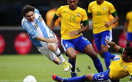   مصر اليوم - توقعات بنهائي مرعب بين البرازيل والأرجنتين لأول مرة في تاريخ البطولة