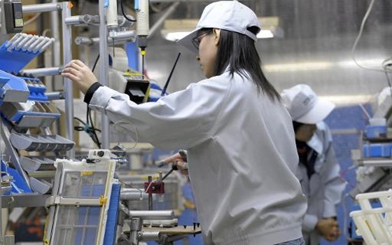   مصر اليوم - الشركات اليابانية تلتزم بالإرقام زيادة عدد النساء في مناصبها الإدارية