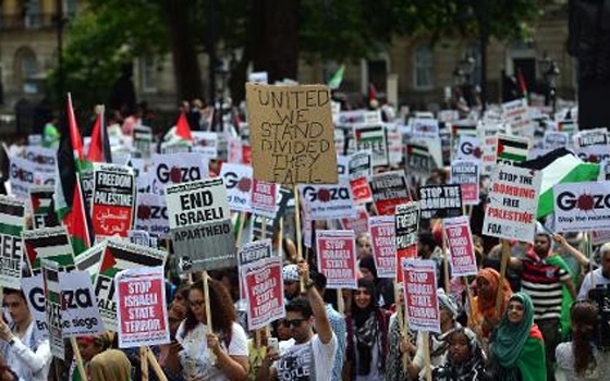   مصر اليوم - تظاهرات الدعم لغزة تعم المدن الأوروبية ومواجهات مع شرطة باريس