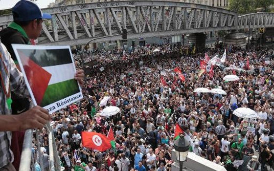   مصر اليوم - متظاهرون مناصرون للفلسطينيين يتجمعون في باريس رغم الحظر