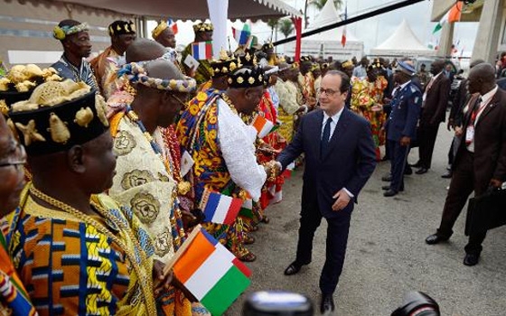   مصر اليوم - هولاند في أبيدجان لتعزيز العلاقات الاقتصادية بين فرنسا وساحل العاج